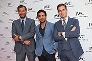 Henrik Ekdahl, Managing Director IWC Nordeurope, Elyas M'Barek und CEO IWC Schaffhausen, Christoph Grainger-Herr beim Exklusiven Grand Opening Event des neuen IWC Schaffhausen Boutique in München  ©Foto: Gisela Schober/ Getty Images für IWC  